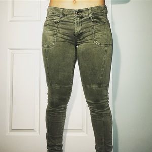 American Eagle Olive Green Super Stretch Jegging
